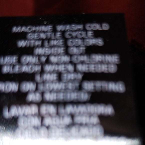 Studio I Red Blazer with Notched Lapels - Picture 5 of 5